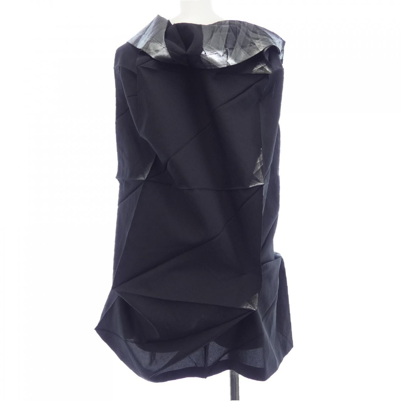 イッセイミヤケ ISSEY MIYAKE IL55FJ002 トップス