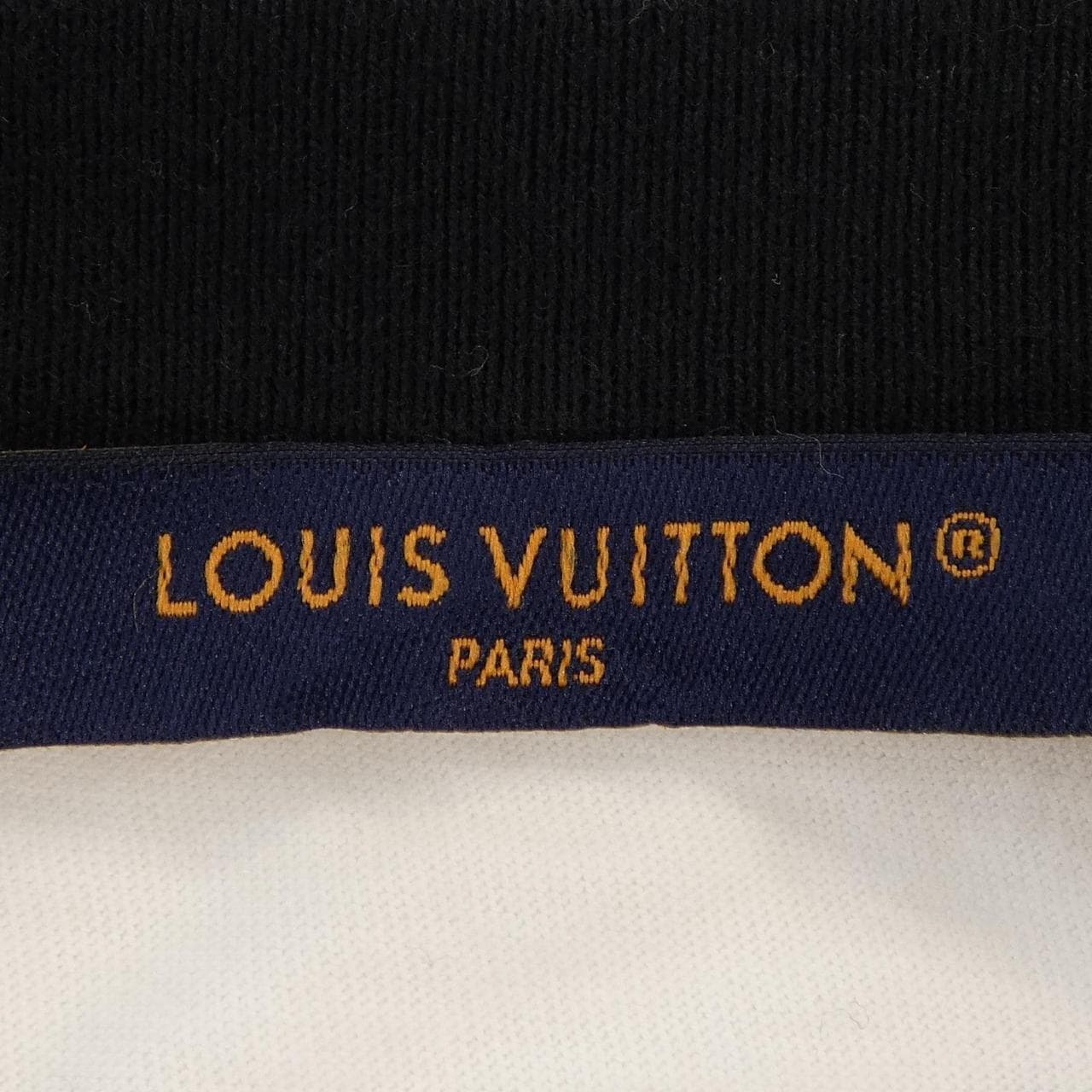 ルイヴィトン LOUIS VUITTON HRY82WFG1 Tシャツ