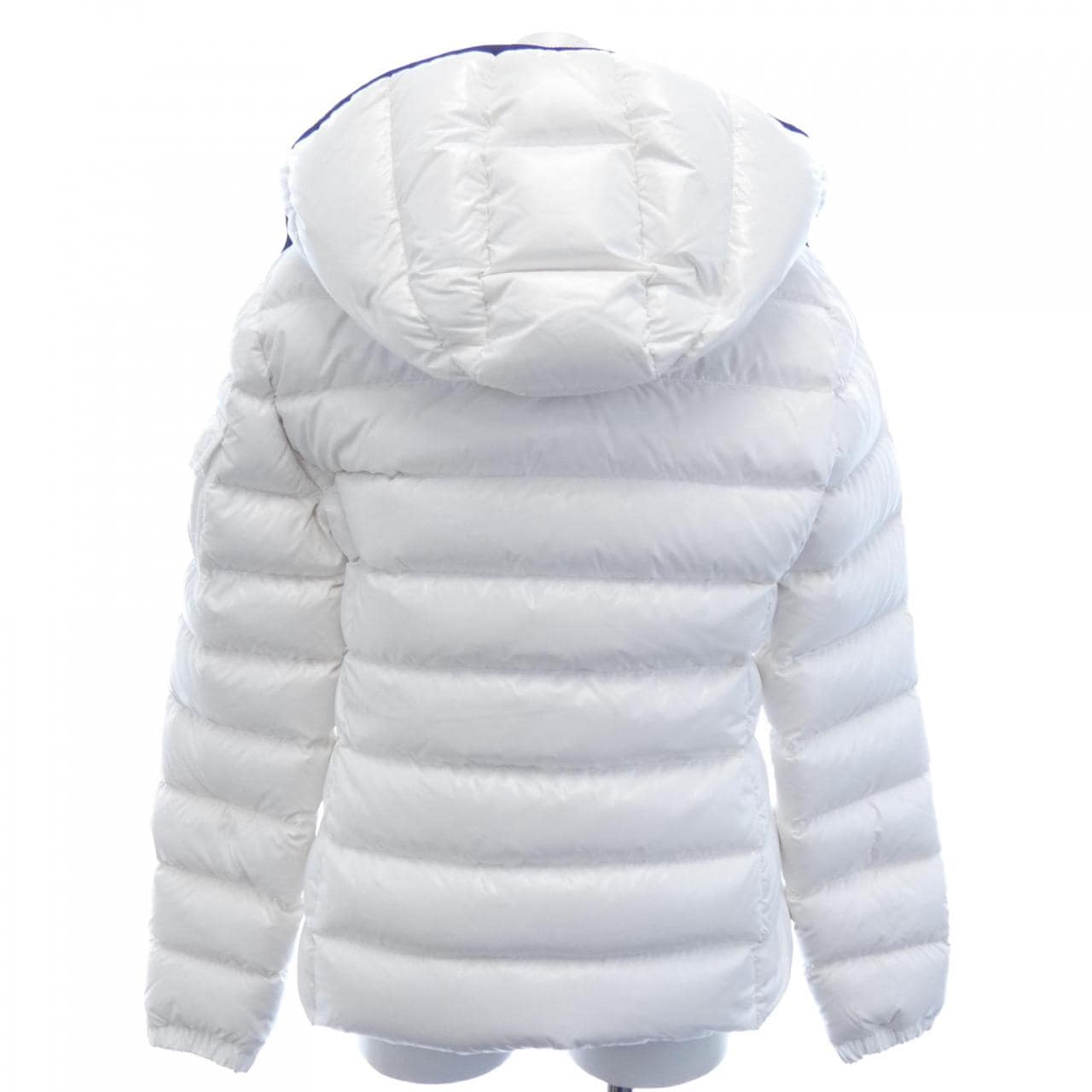 モンクレール MONCLER ダウンジャケット