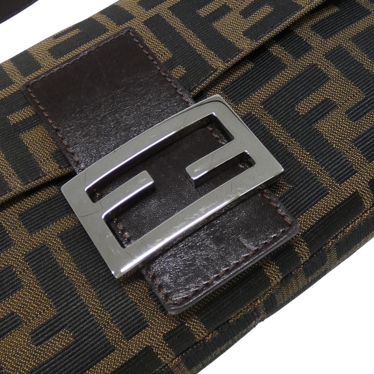 【ヴィンテージ】フェンディ バゲット 26424 ショルダーバッグ