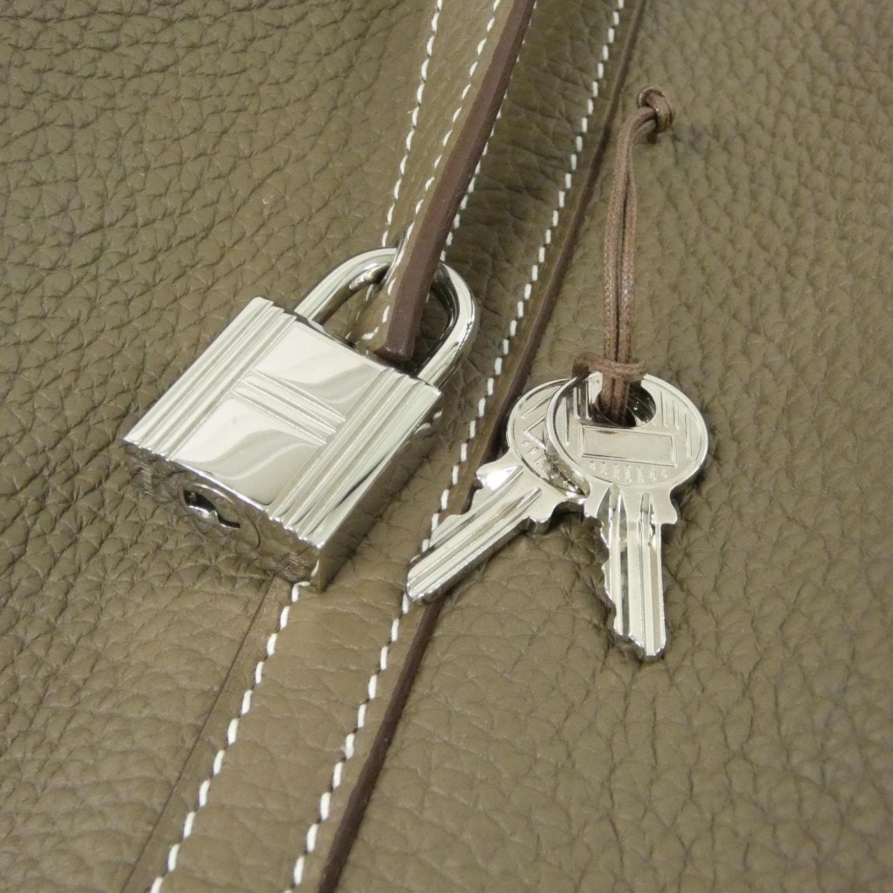 エルメス ピコタン ロック MM 060991CK バッグ