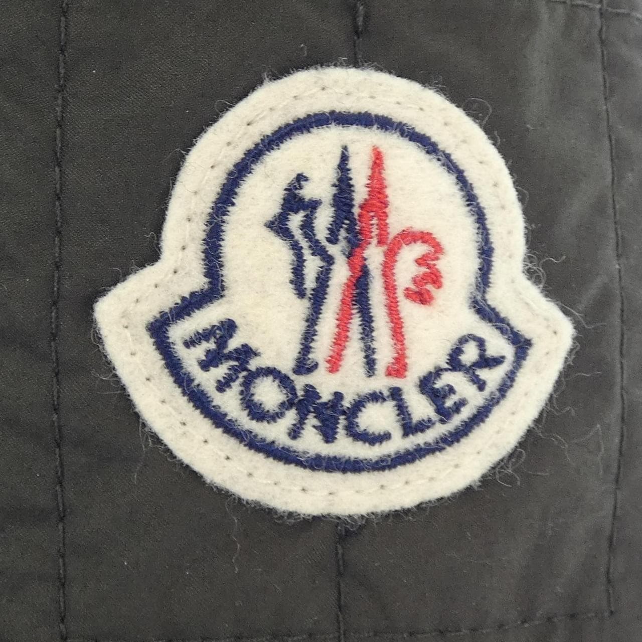 MONCLER蒙克勒羽绒服