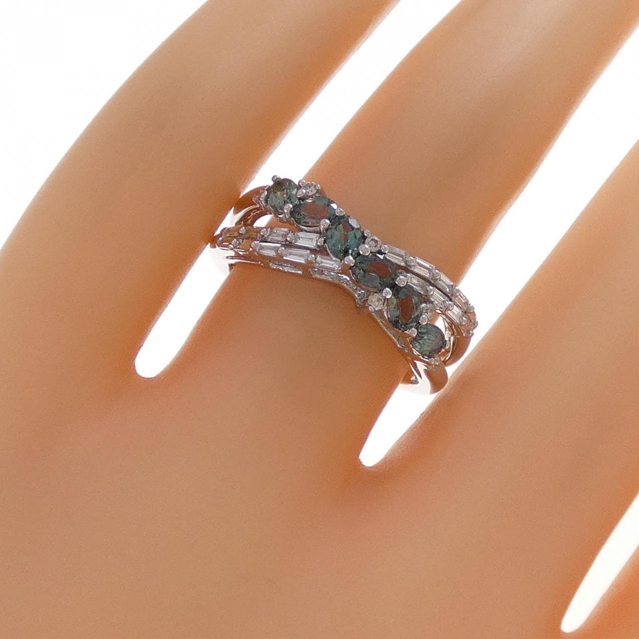 K18WG アレキサンドライト リング 0.60CT