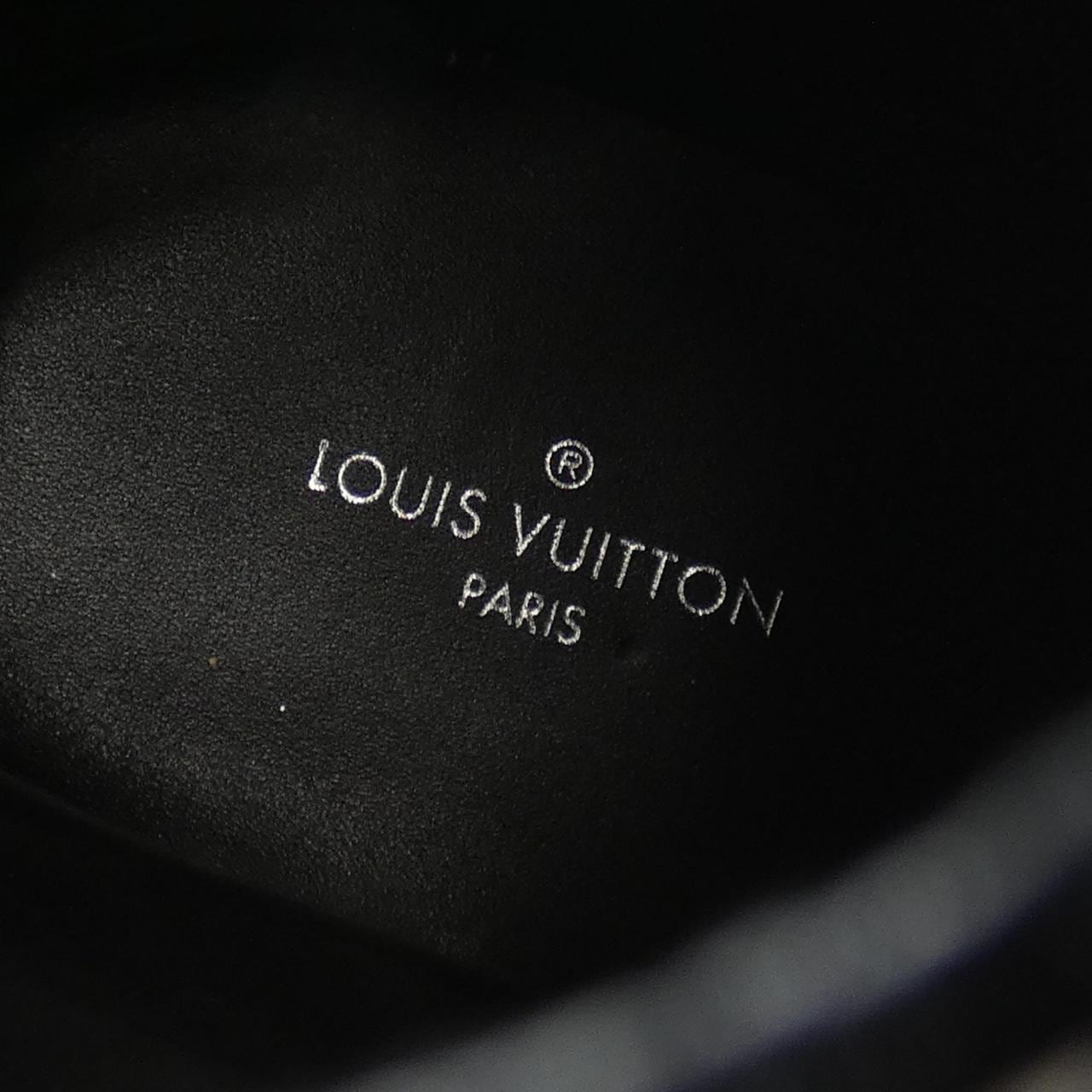 LOUIS LOUIS VUITTON boots