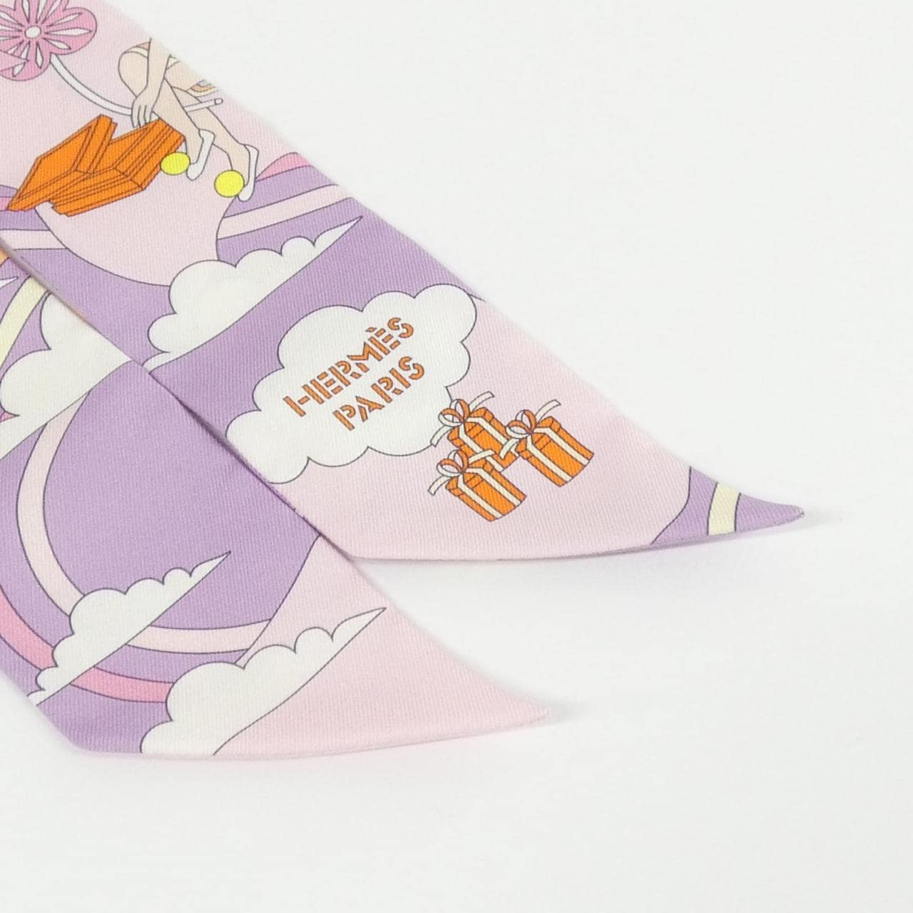 エルメス CARRES VOLANTS ツイリー 063849S スカーフ