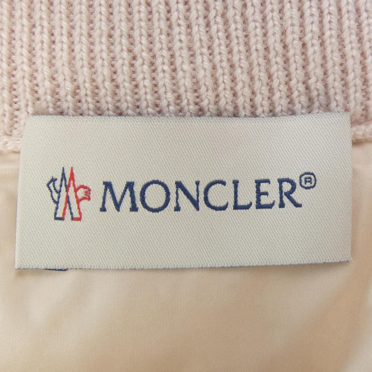 モンクレール MONCLER ダウンジャケット