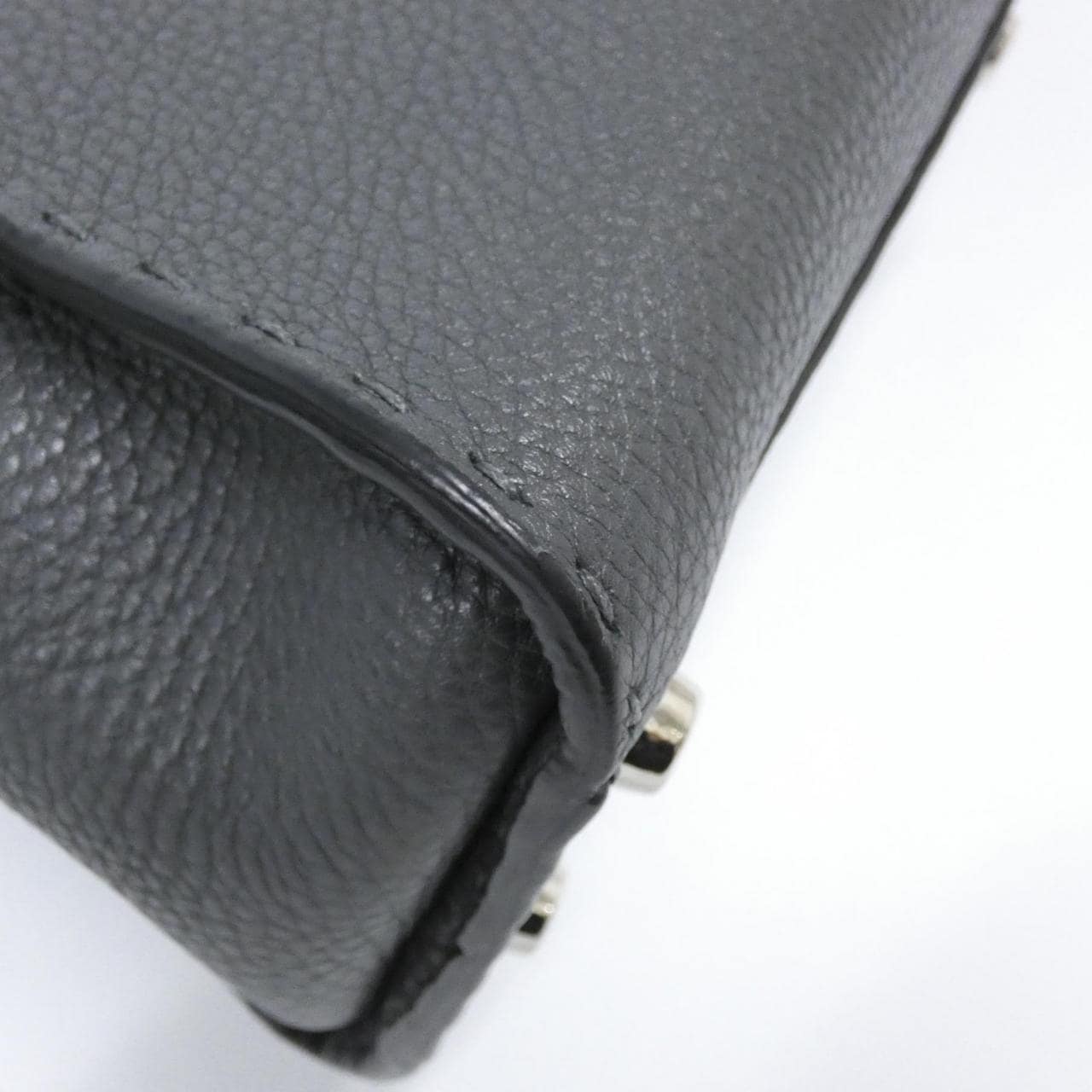 フェンディ SELLERIA ピーカブー 8BN290 Q0J バッグ