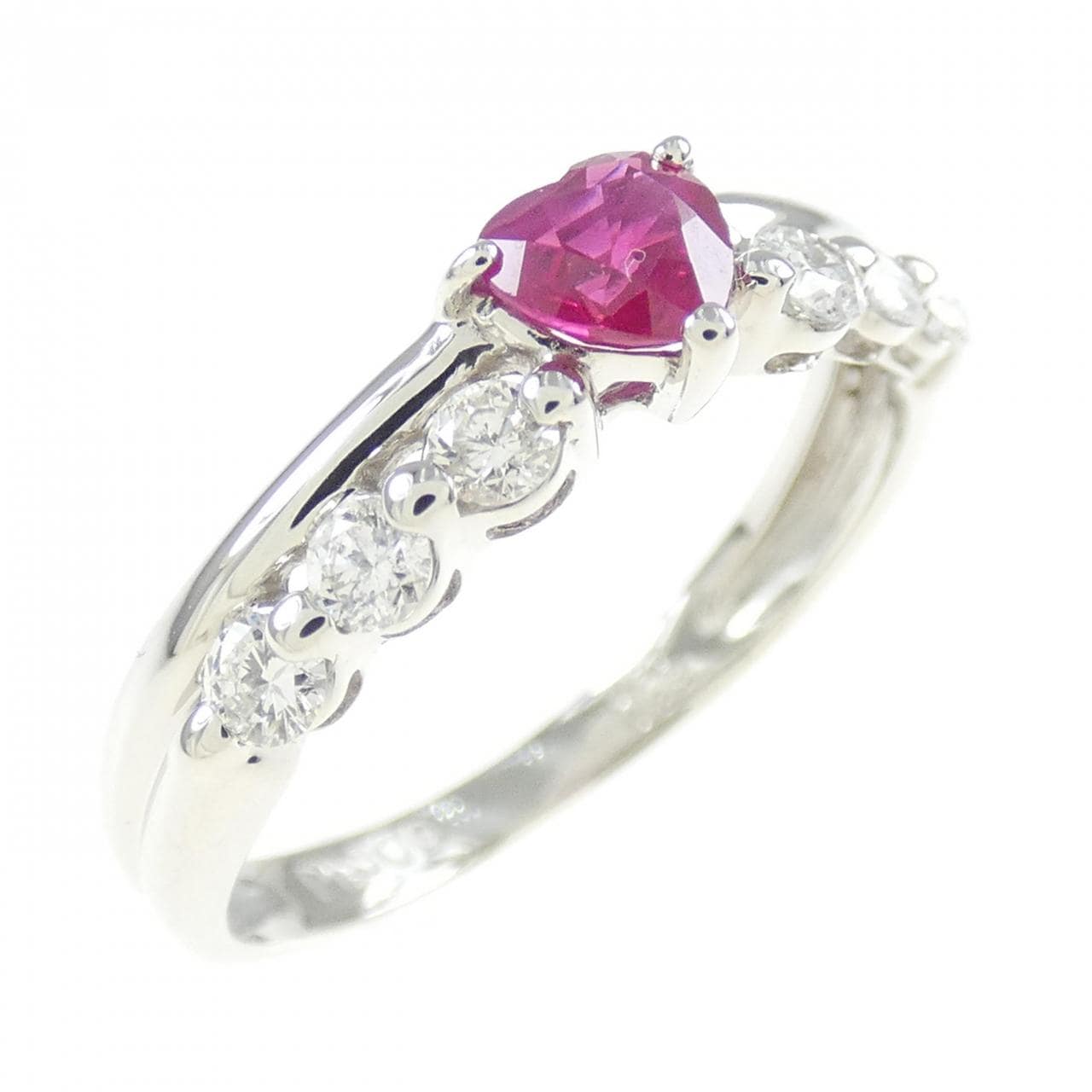 PT900 ハート ルビー リング 0.31CT