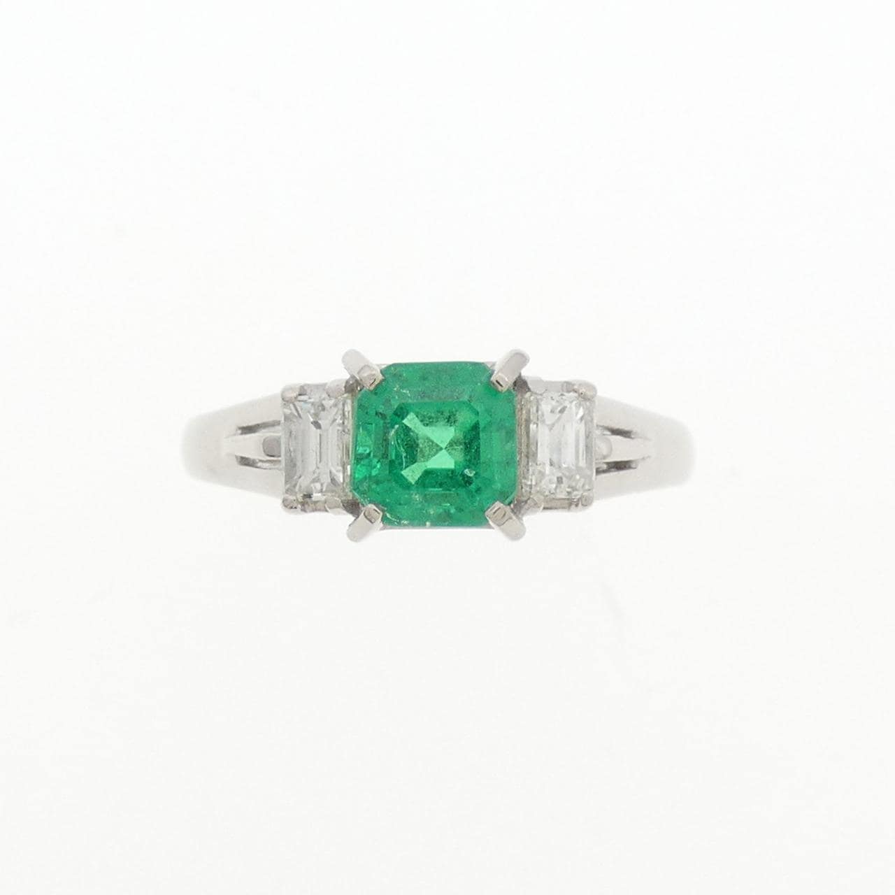 PT900 エメラルド リング 0.72CT