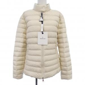モンクレール MONCLER ダウンジャケット