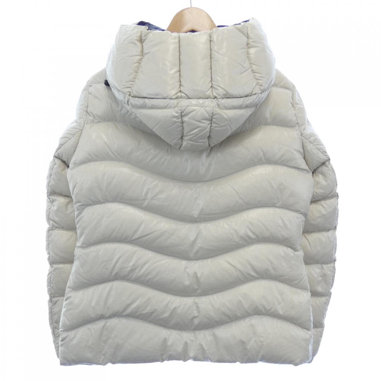 モンクレール MONCLER ダウンジャケット