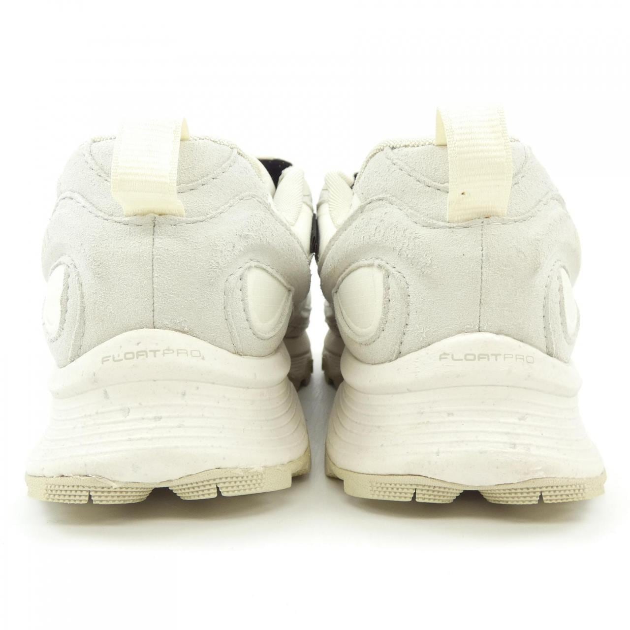 MERRELL运动鞋