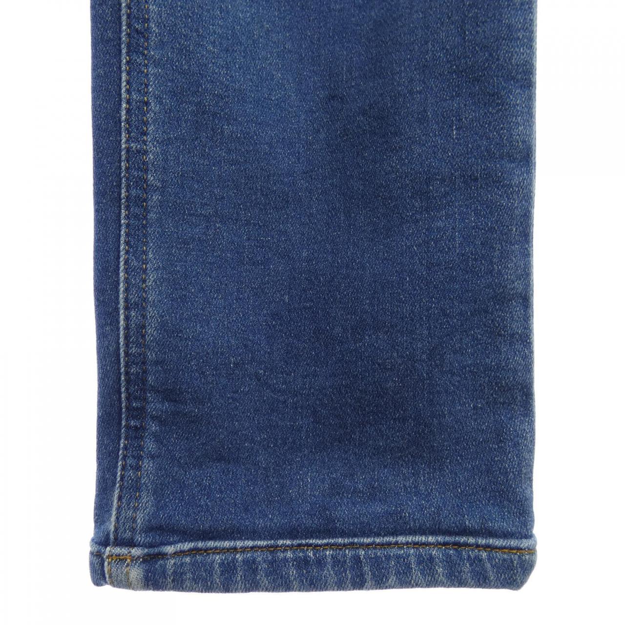 ディーゼル DIESEL ジーンズ