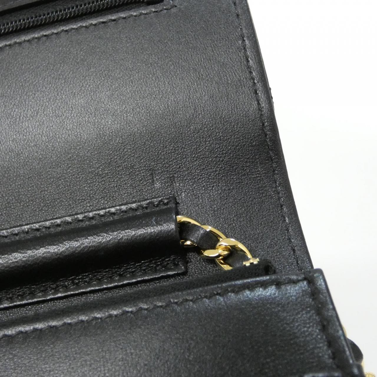 シャネル タイムレスクラシック ライン AP0250 チェーンウォレット