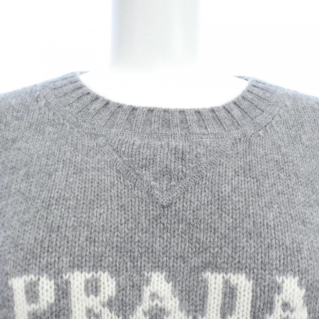プラダ PRADA ニット