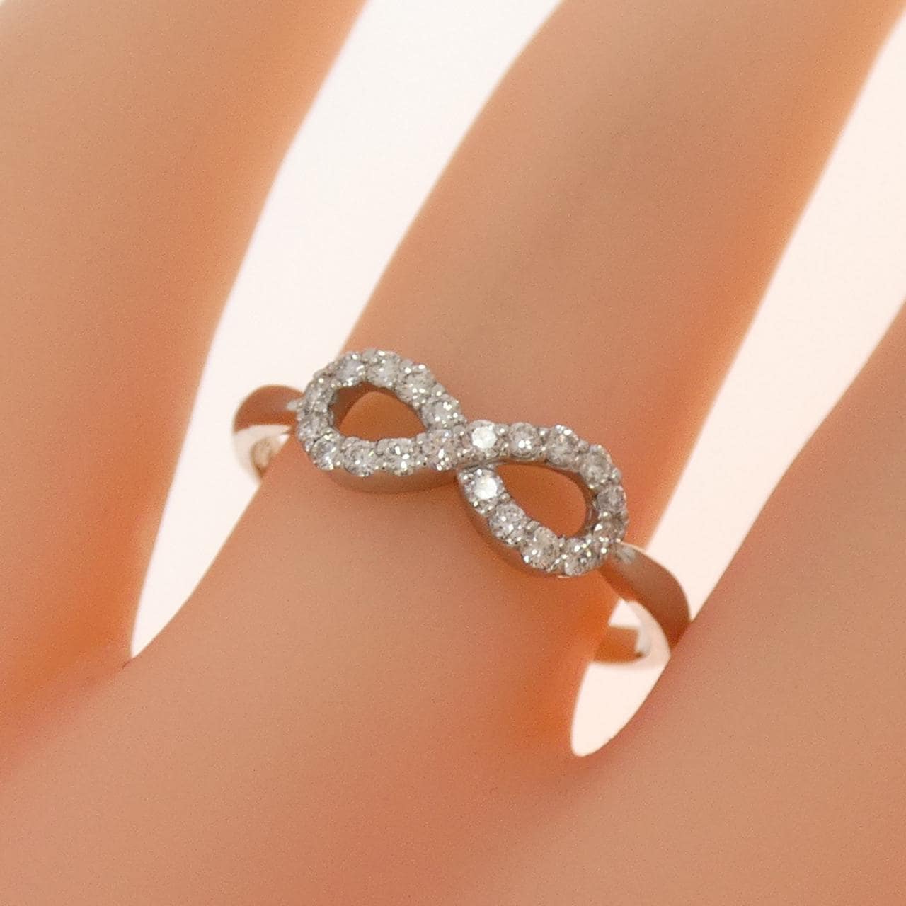 【新品】PT900 ダイヤモンド リング 0.20CT