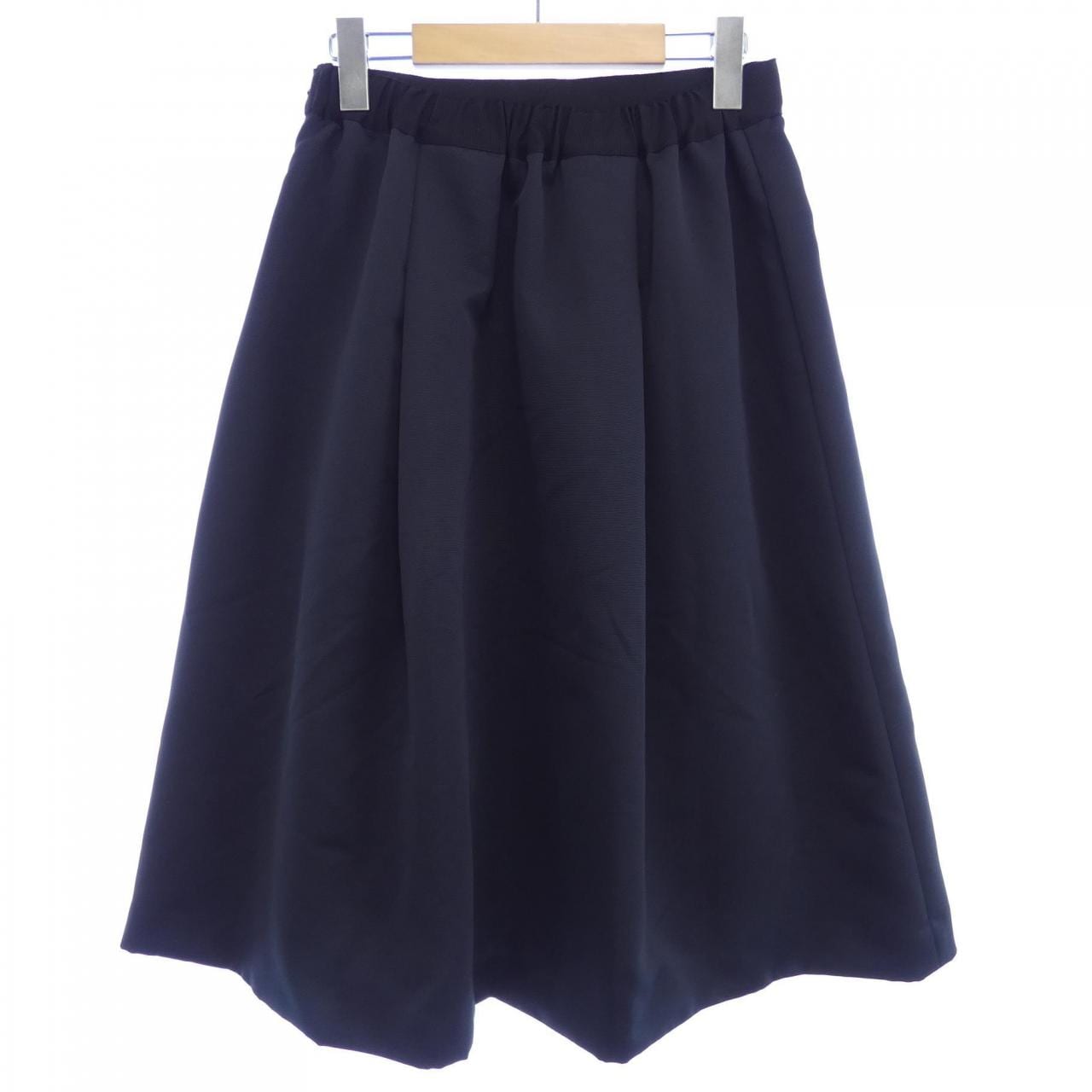トゥービーシック TO BE CHIC スカート