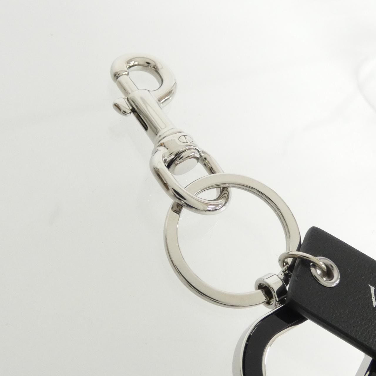 ヴァレンティノガラヴァーニ UY9P0R81KQA キーリング