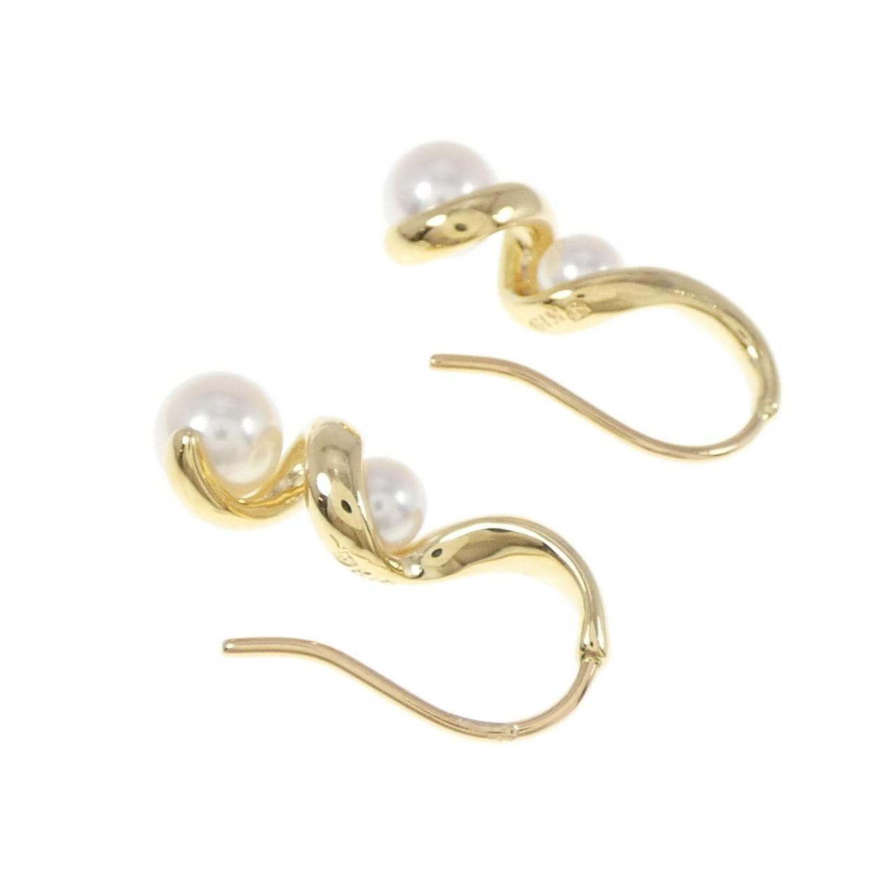 MIKIMOTO akoya pearl earrings