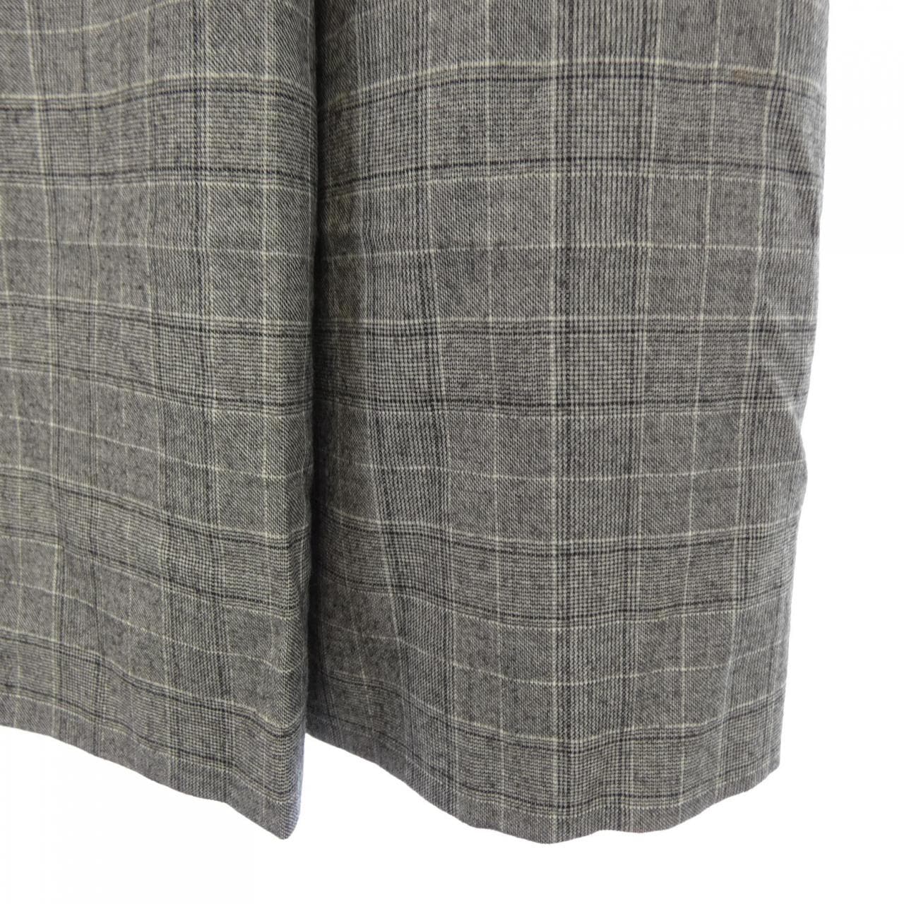 アクアスキュータム Aquascutum スカート