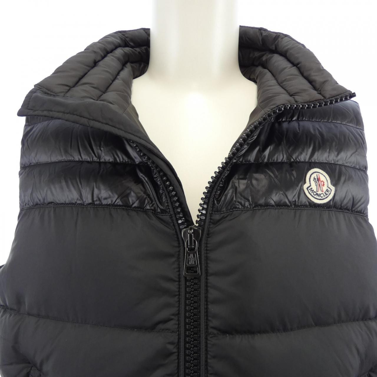 モンクレール MONCLER DUPRES ダウンベスト