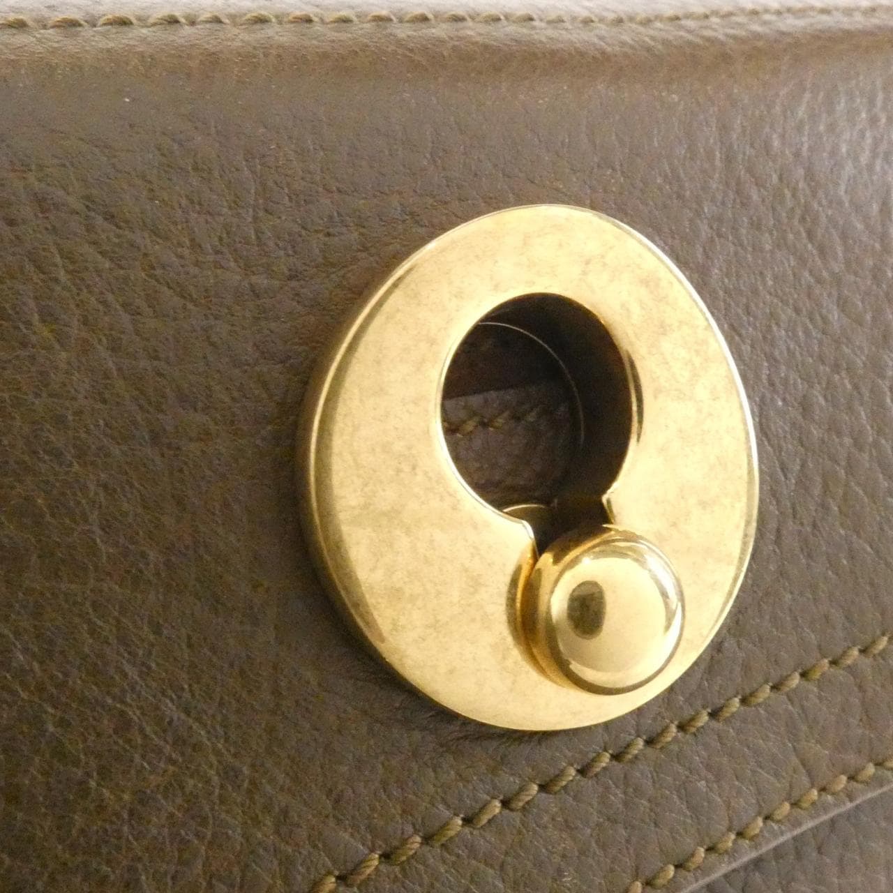 イヴサンローラン ミューズトゥ 197149 バッグ