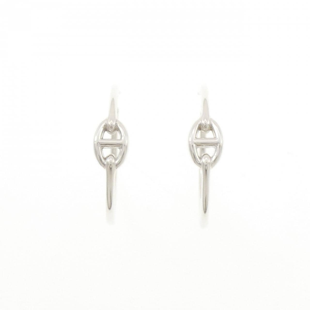 エルメス シェーヌダンクル スモール ピアス