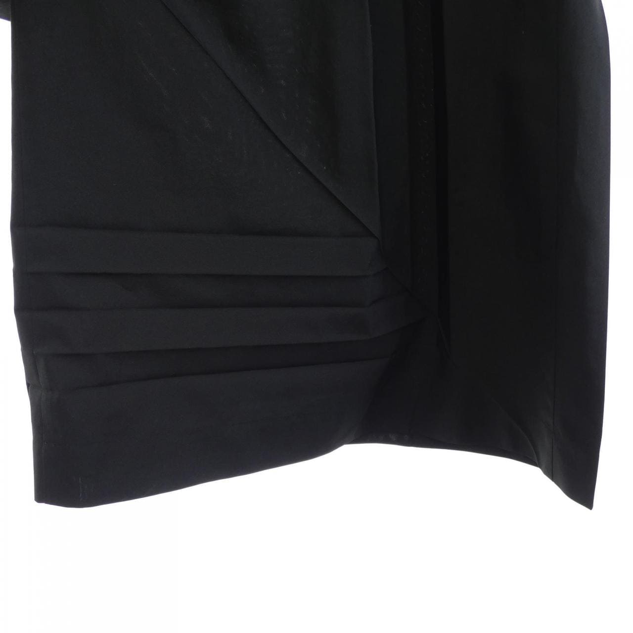 132 5.イッセイミヤケ 132 5.ISSEY MIYAKE IL71FF953 パンツ