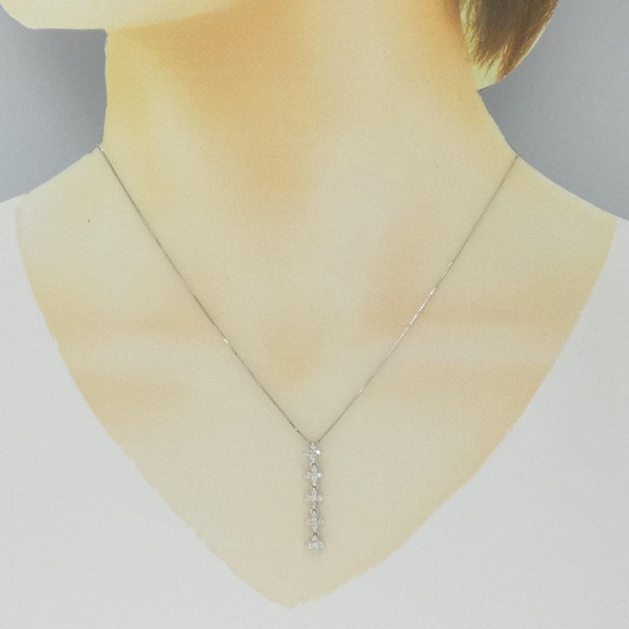 K18WG フラワー ダイヤモンド ネックレス 0.32CT