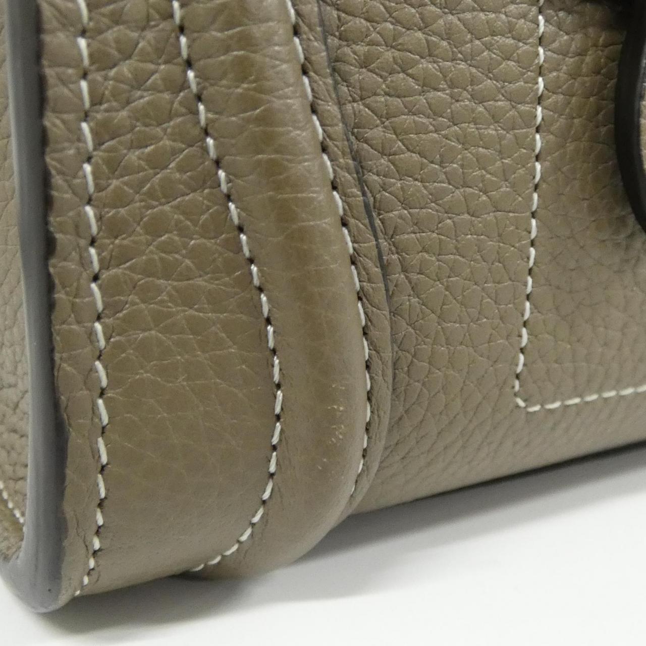 セリーヌ ラゲージ ナノ ショッパー 189243DRU バッグ