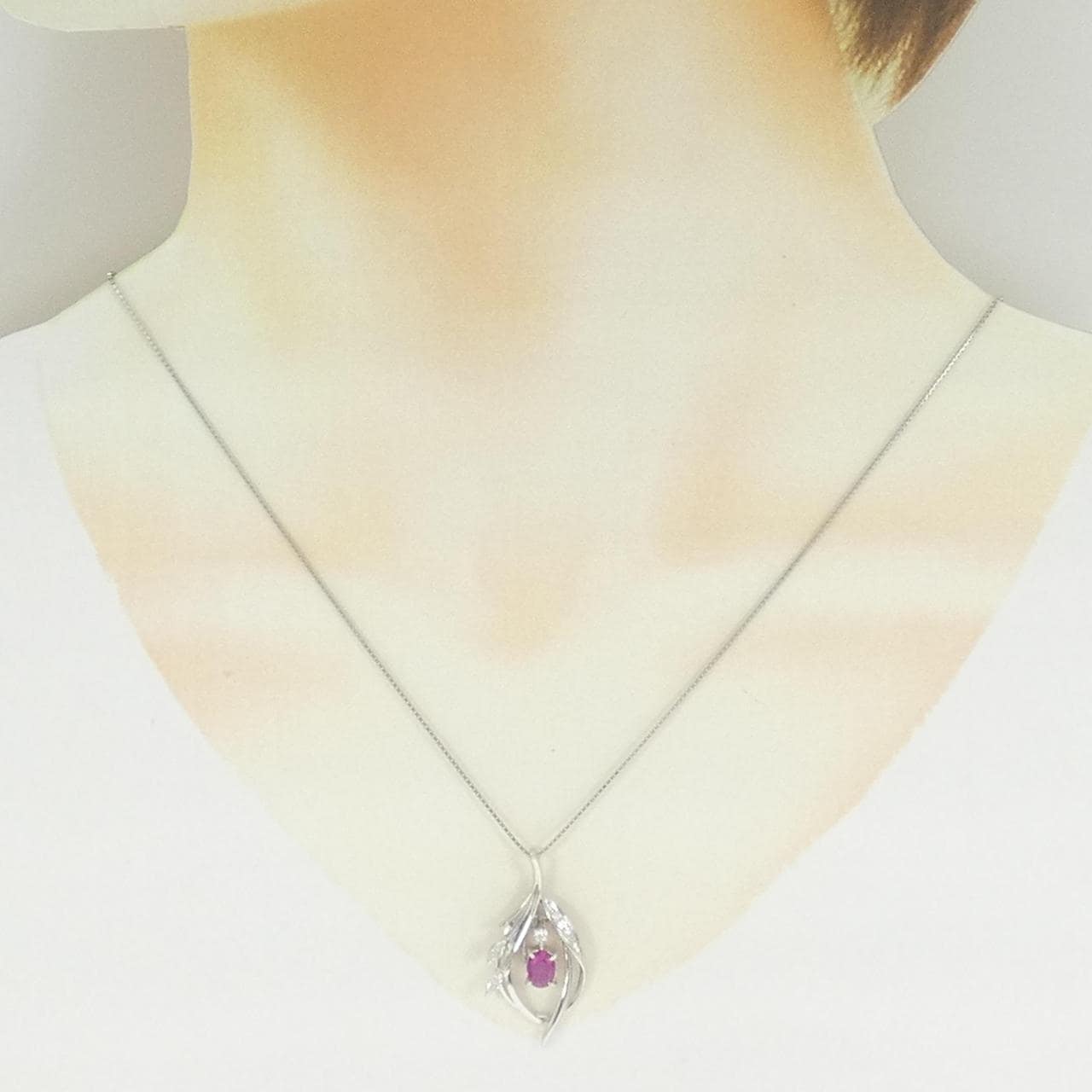 PT900/PT850 ルビー ネックレス 0.78CT