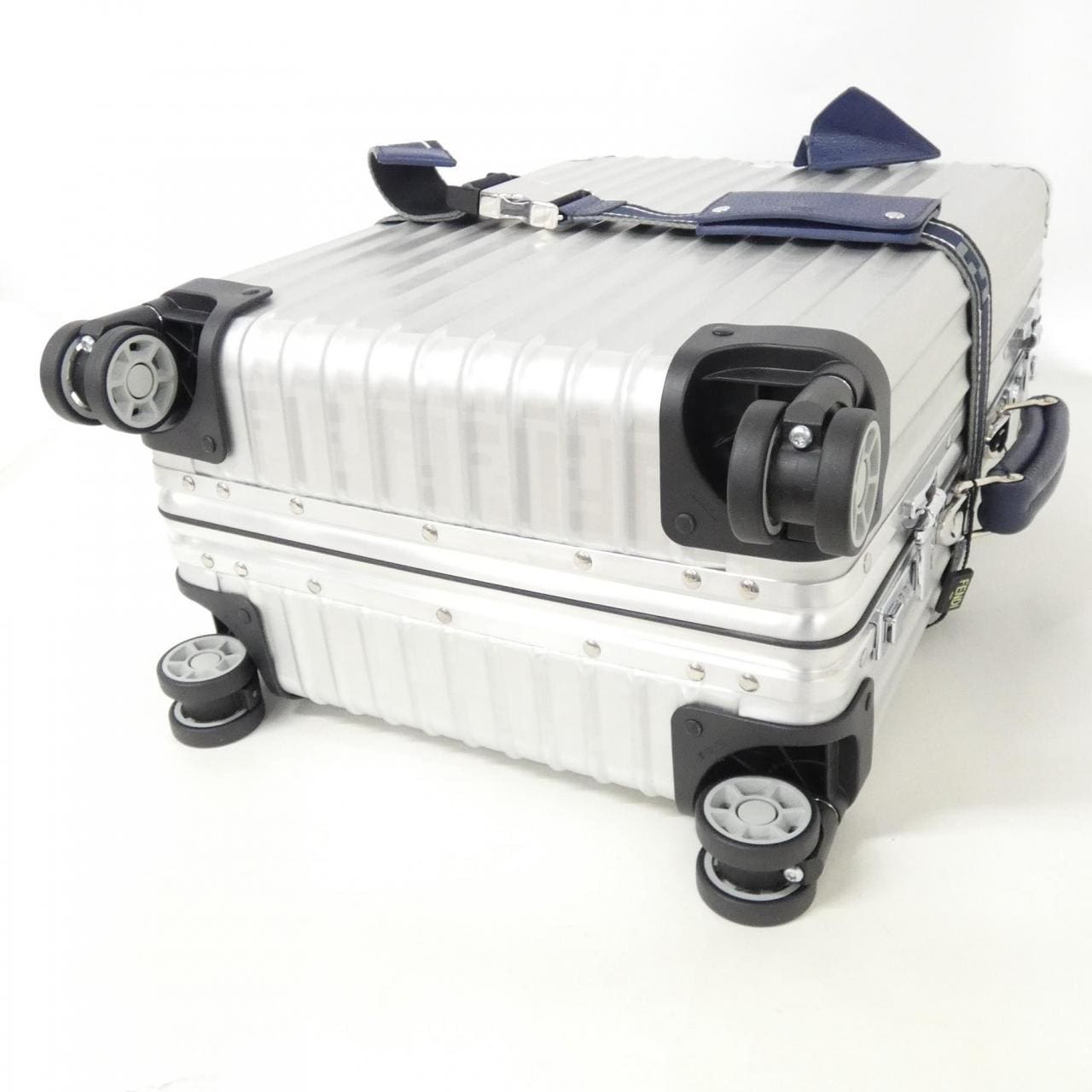 フェンディ 33L 7VV133 A5F6 キャリーバッグ