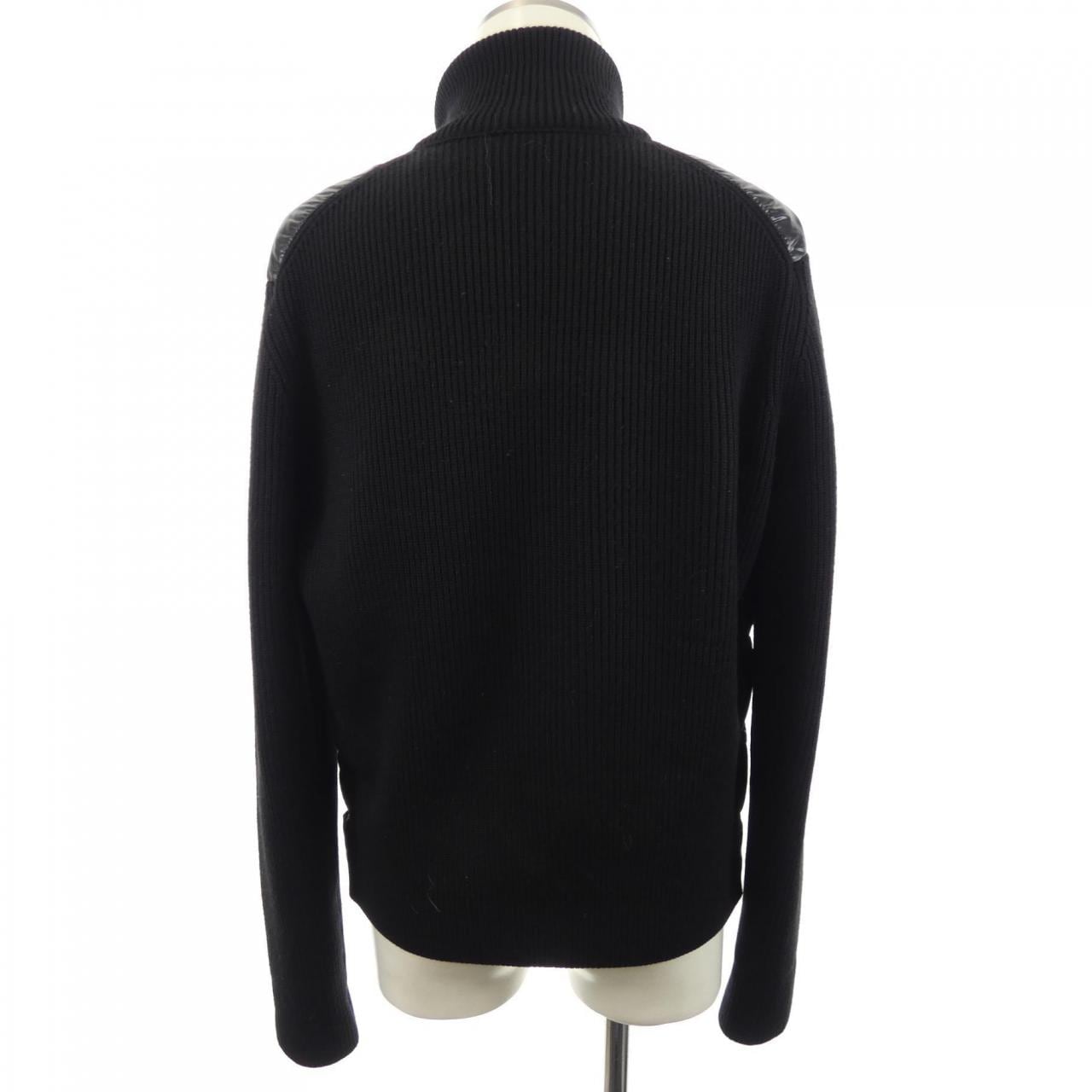 モンクレール MONCLER 20919B51900 ダウンジャケット