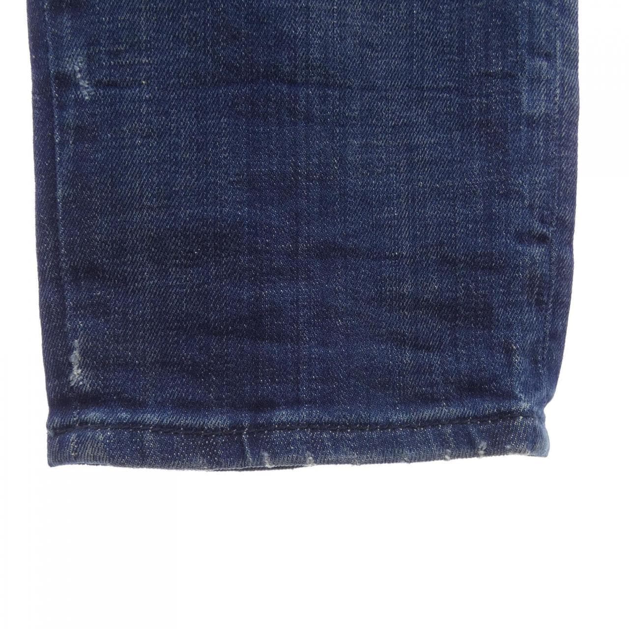 ディースクエアード DSQUARED2 S74LB0323 ジーンズ
