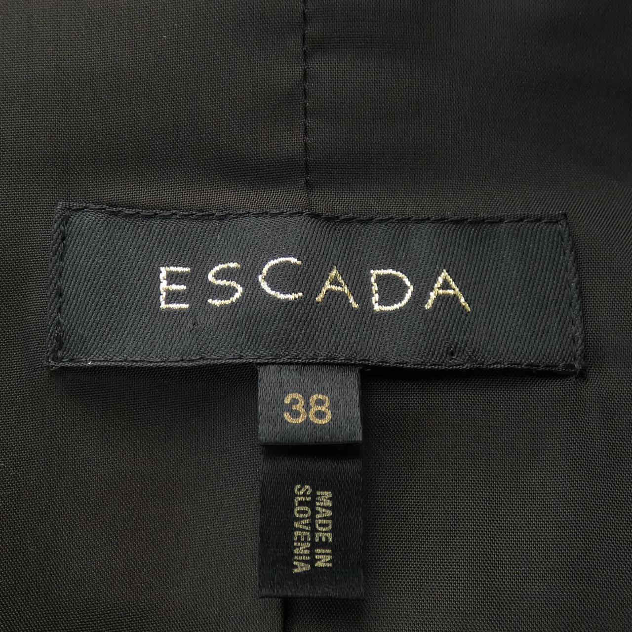 エスカーダ ESCADA スーツ