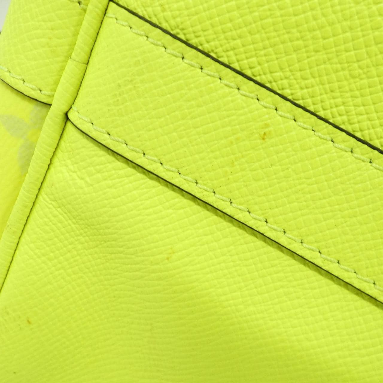 ルイヴィトン タイガ ラマ キーポル バンドリエール 50cm M30941 バッグ