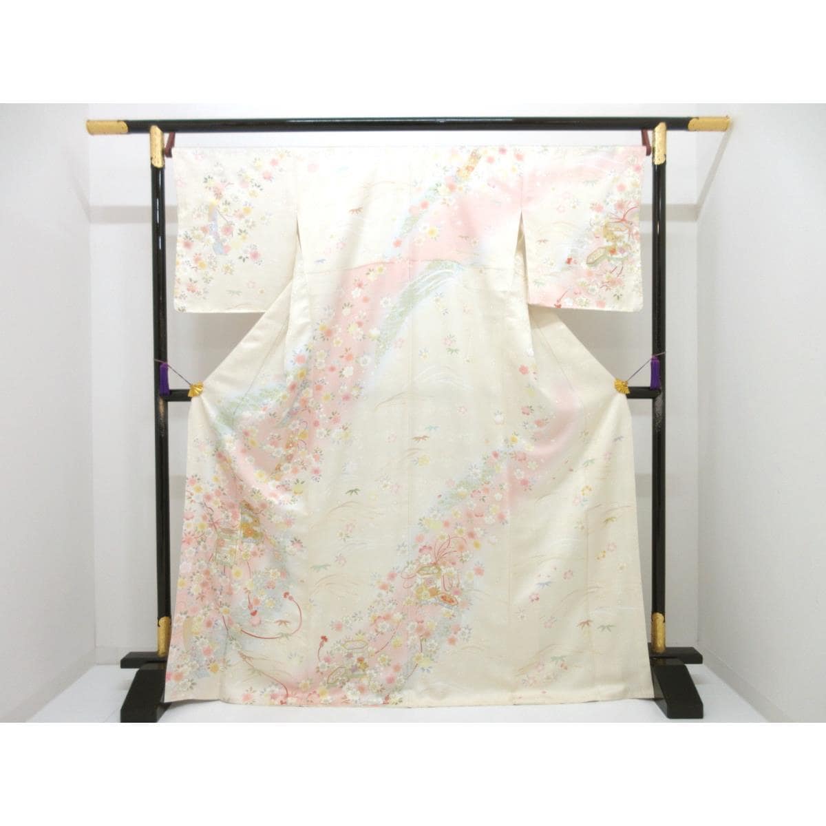 【新品】訪問着　友禅金彩加工　刺繍入りボカシ染