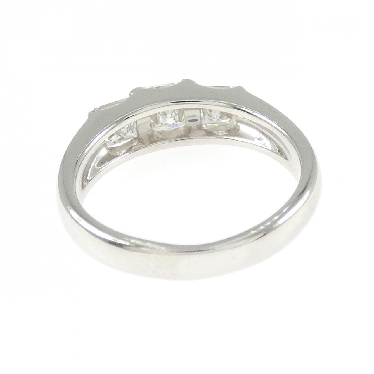 PT900 ダイヤモンド リング 1.046CT