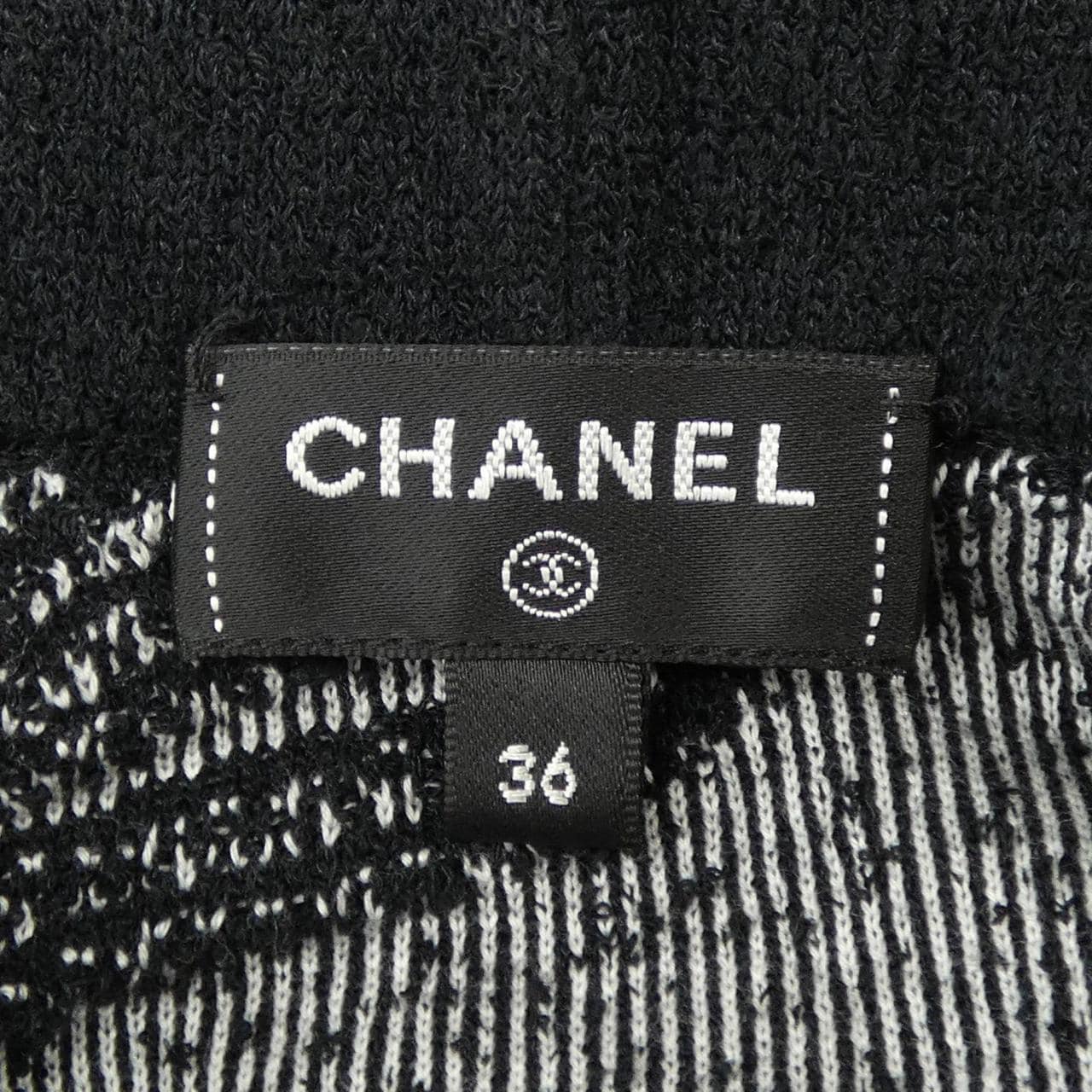 シャネル CHANEL P72134K10333 22C パーカー