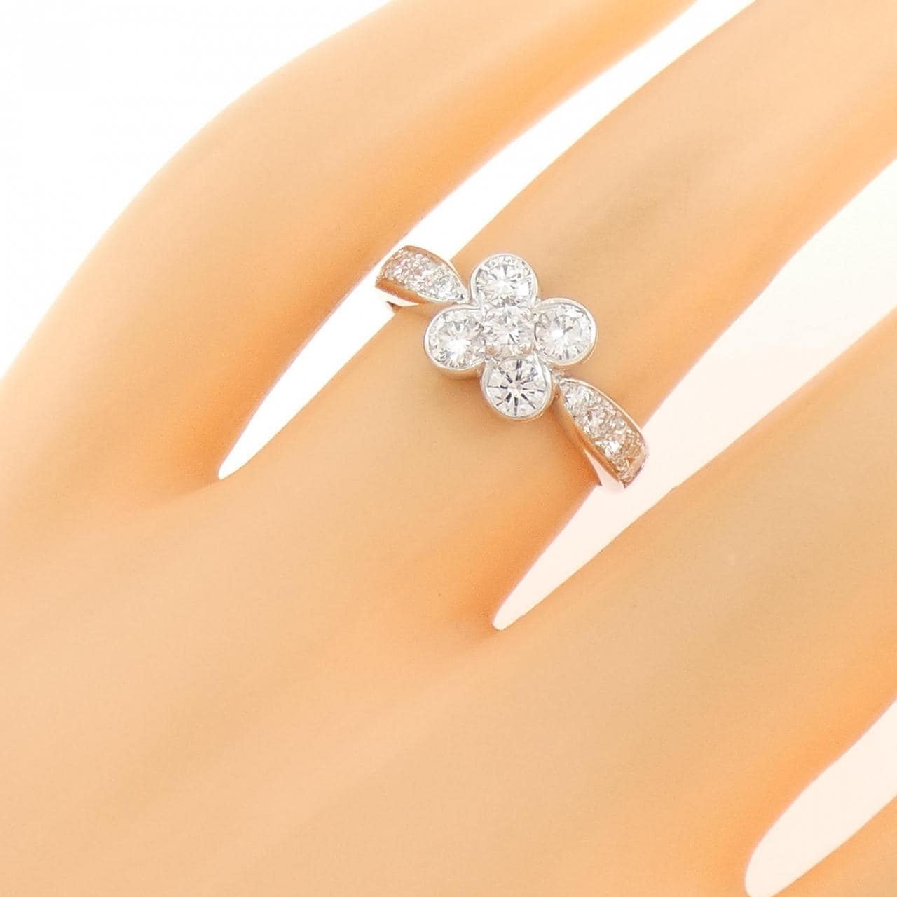 ヴァンクリーフ&アーペル オンベル リング 0.80CT