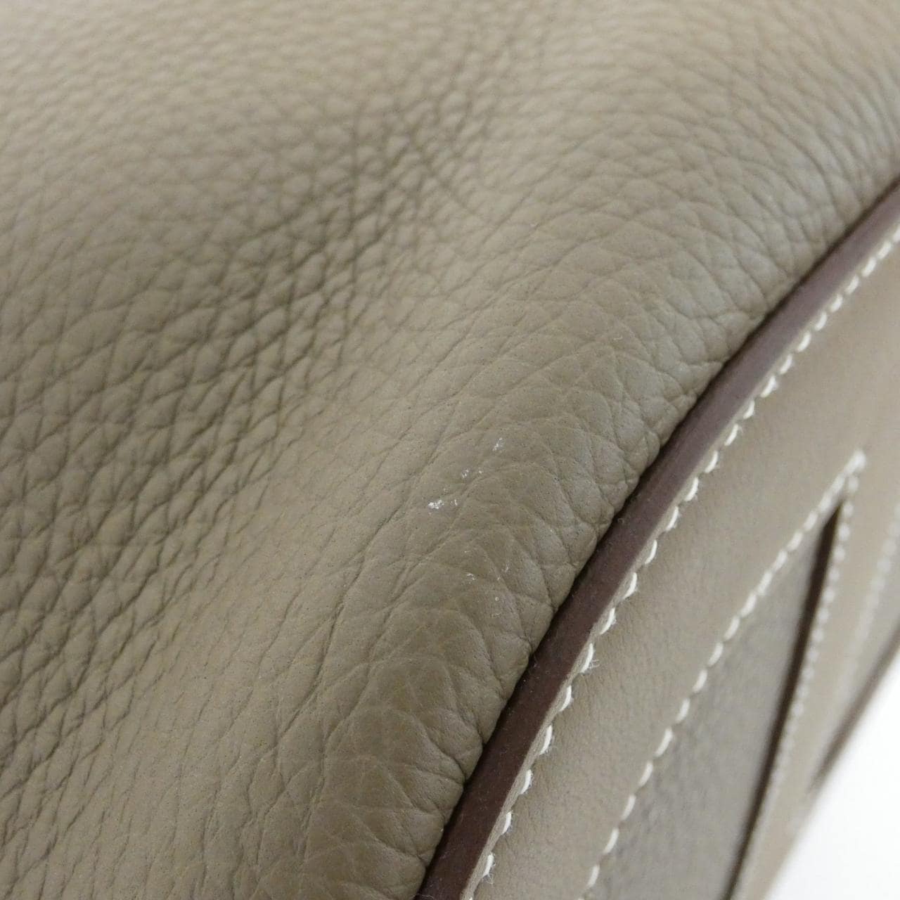 エルメス イン ザ ループ 23cm 084116CK バッグ