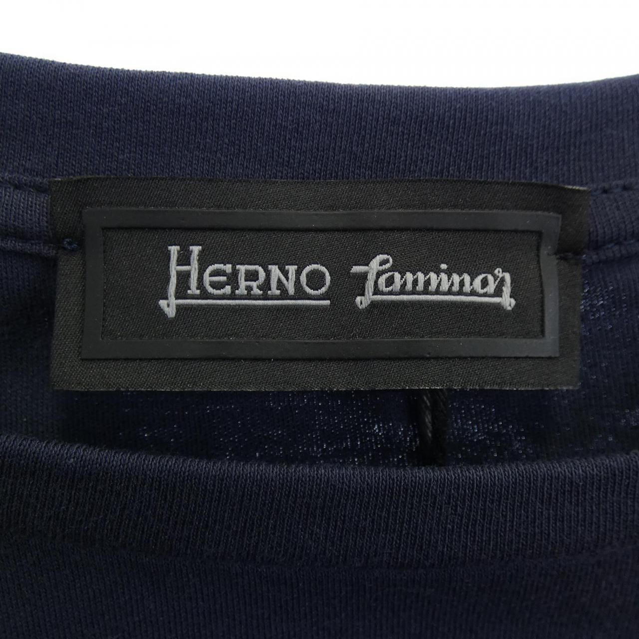 ヘルノ Herno JG003DL Tシャツ