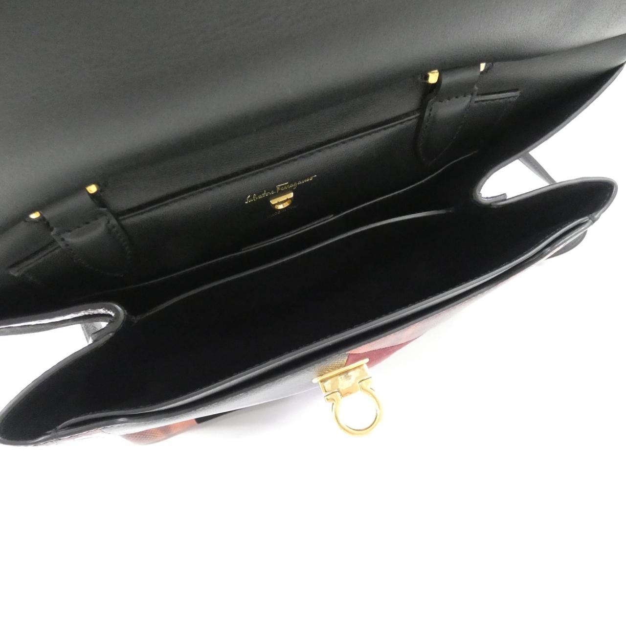 サルヴァトーレフェラガモ 21 0994 バッグ