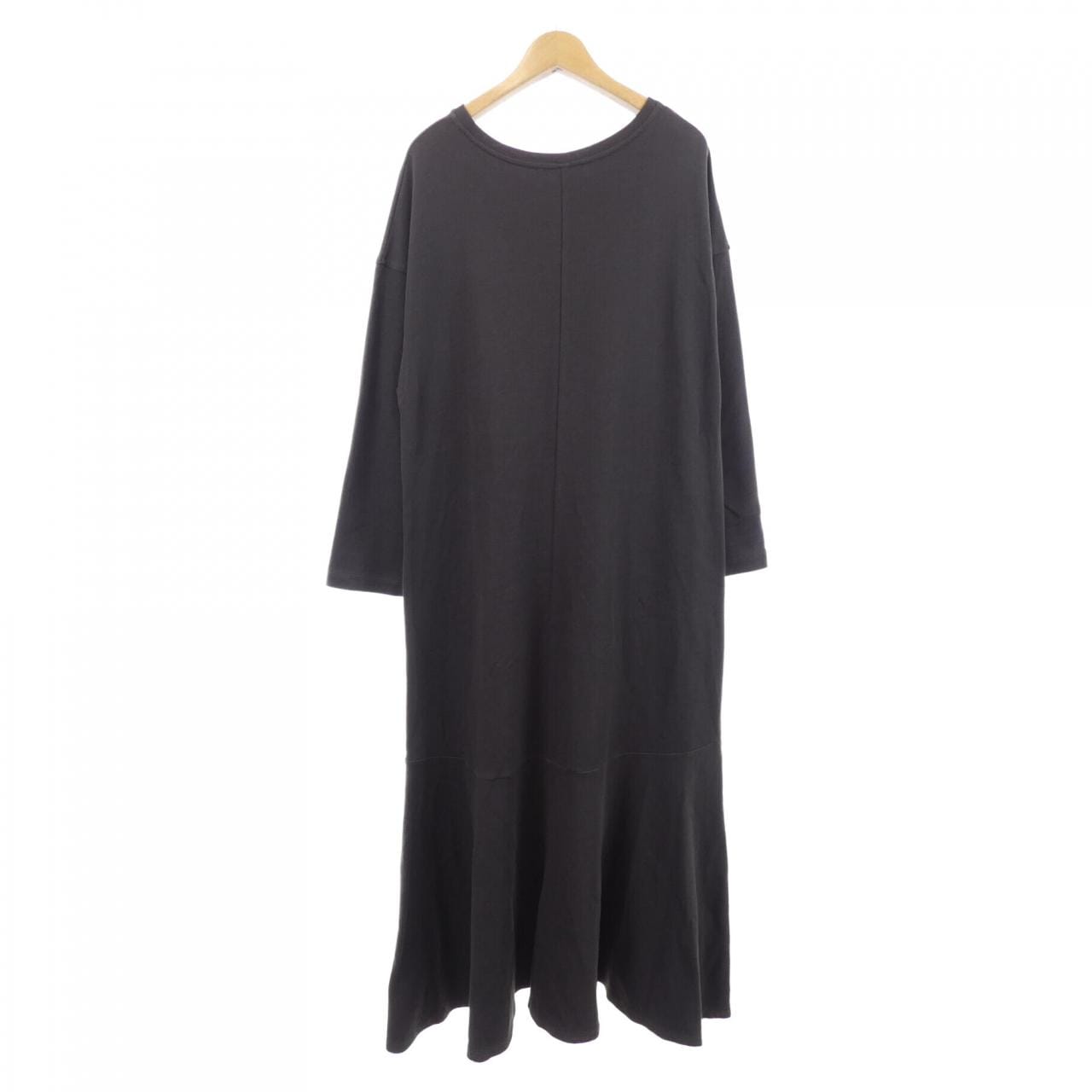 プルミエアロンディスモン 1er Arrondissement ワンピース