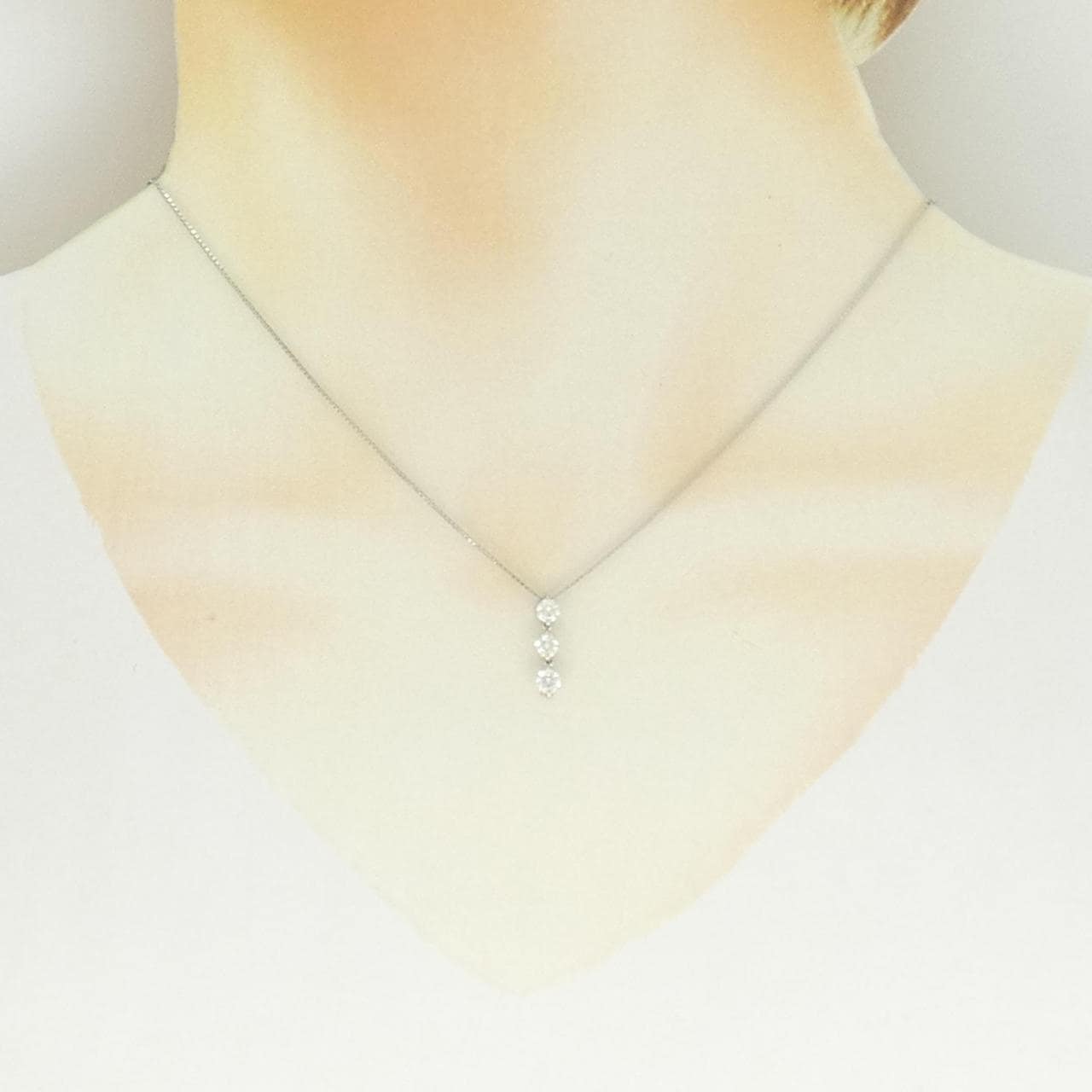 PT900/PT850スリーストーン  ダイヤモンド ネックレス 0.50CT