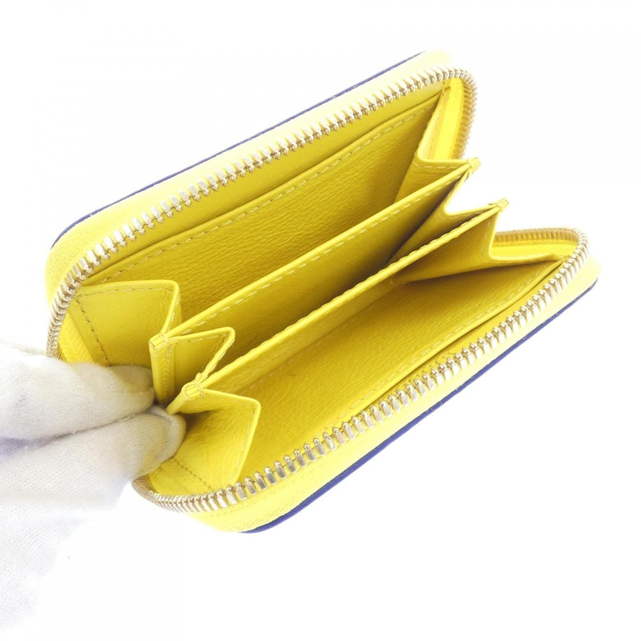 BAHARI COIN CASE