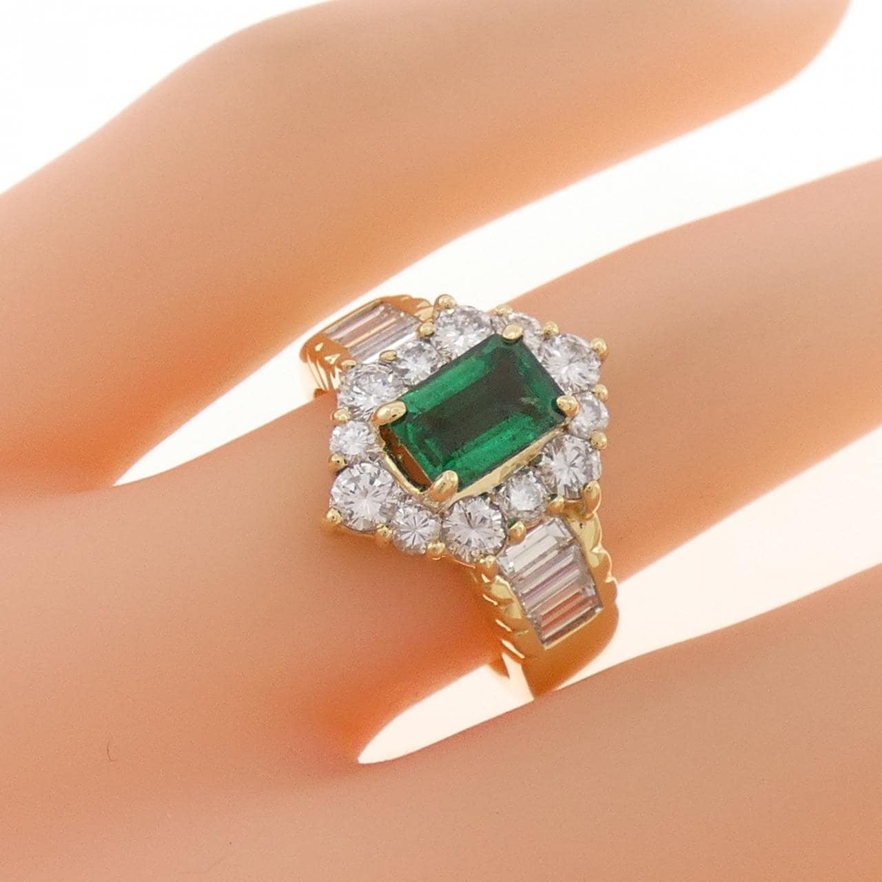 K18YG エメラルド リング 0.90CT