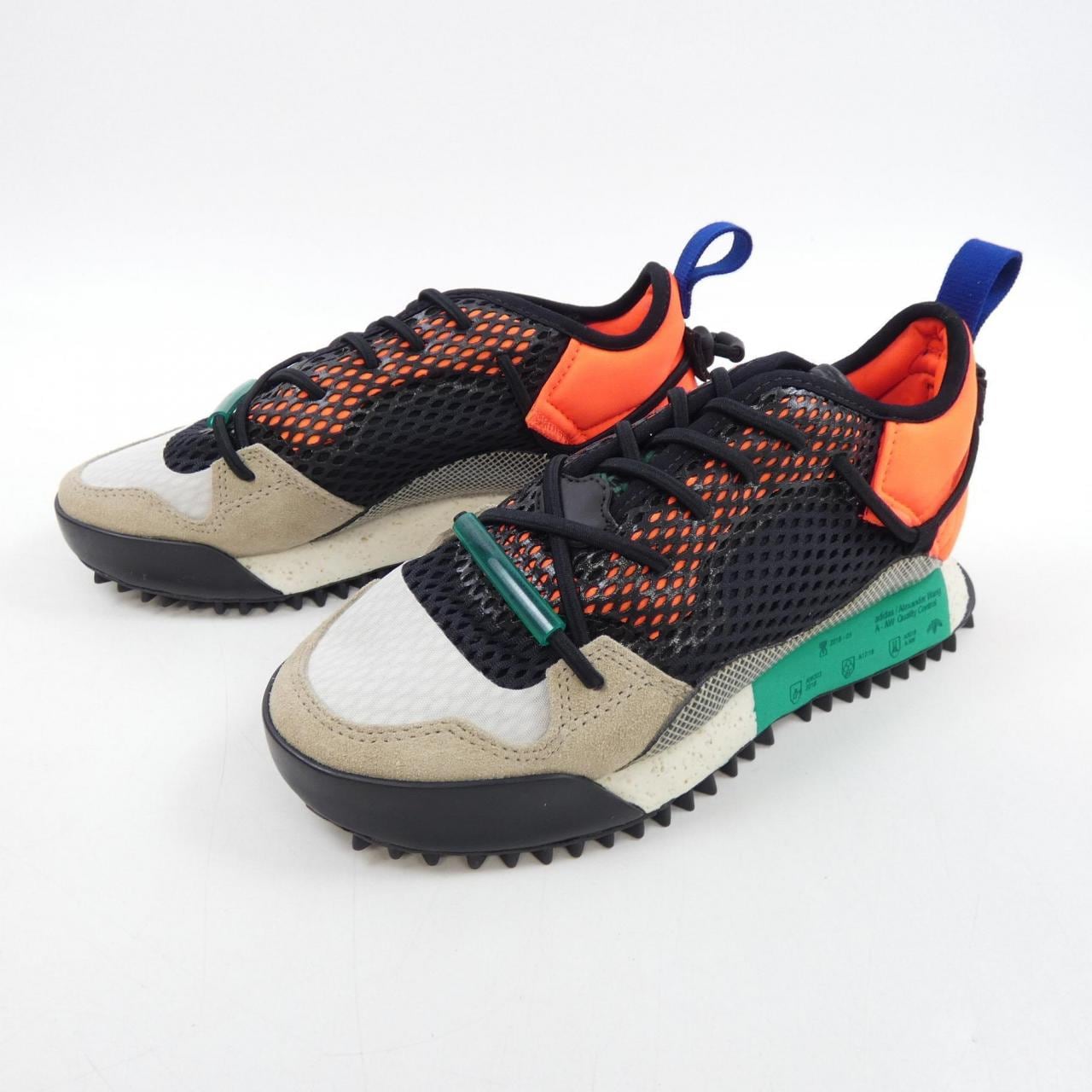 アディダス ADIDAS スニーカー