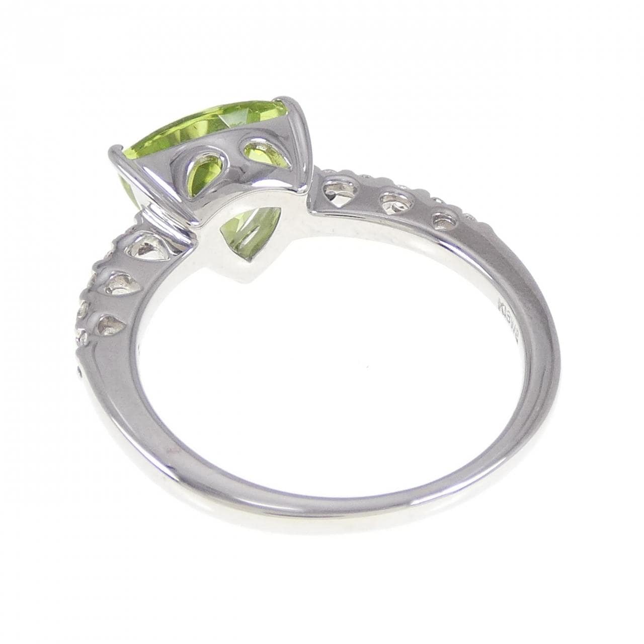 K18WG ペリドット リング 2.48CT