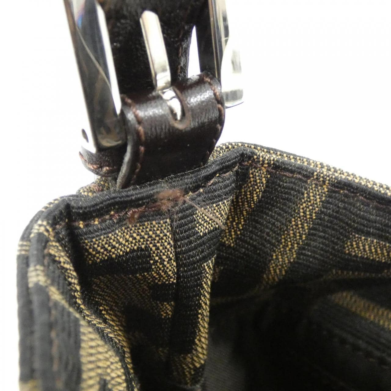 【ヴィンテージ】フェンディ 26727 ショルダーバッグ